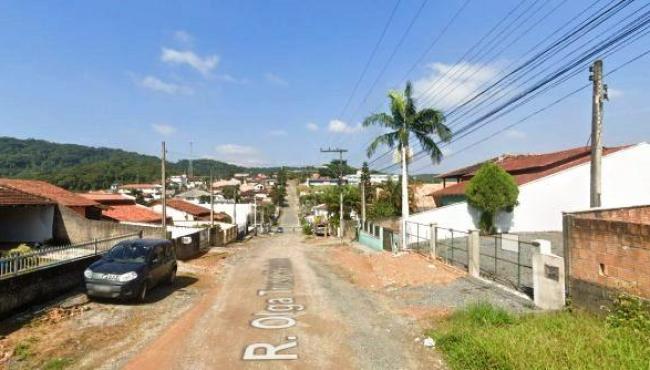 Pai mata filho de três anos e deixa bilhete para a mãe: "O que eu fiz é culpa sua"