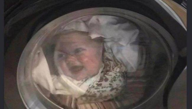 Pai percebe "filha" dentro de máquina de lavar e se desespera