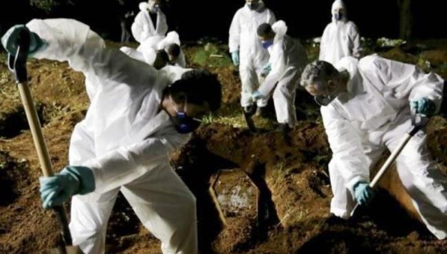País registra 346 mortes por Covid-19 em 24 horas; média móvel está em 248
