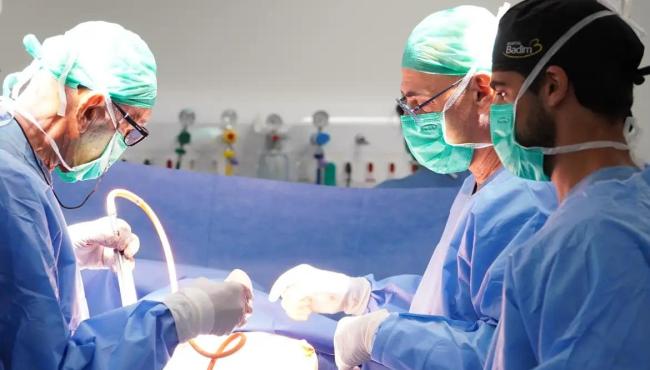 Paixão pela profissão mantém médicos longevos na ativa