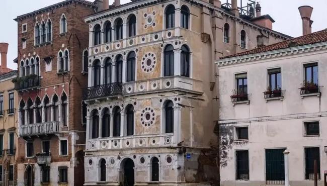 Palco de mortes e tragédias, ‘palácio amaldiçoado’ de Veneza é vendido a comprador anônimo