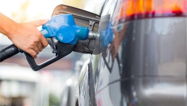 Para amenizar impactos da guerra, governo vai aumentar biocombustível na gasolina e no diesel