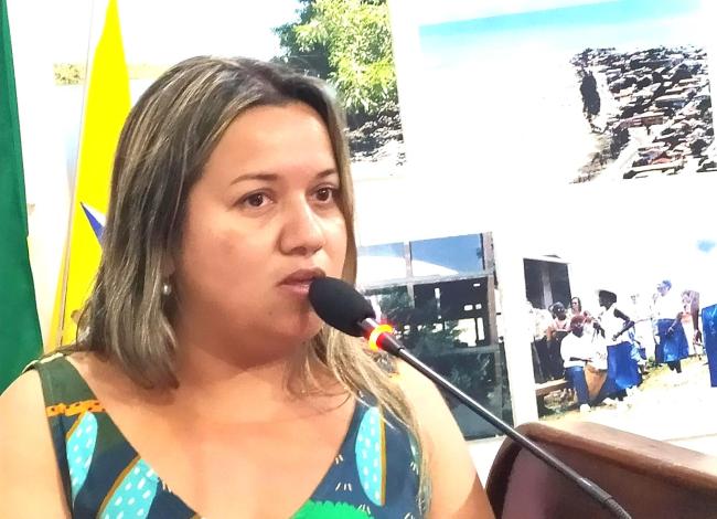 PDM defasado leva vereadora Camila a cobrar revisão para impulsionar desenvolvimento de Conceição da Barra, no ES
