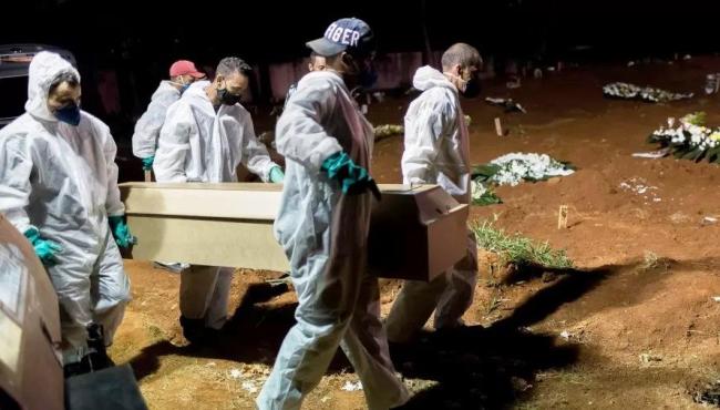 Pela 1ª vez, mortes pela covid no país superam a soma das outras doenças