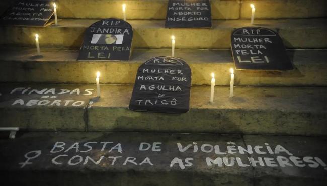 Pela vida das mulheres: atos do 8 de março ocupam ruas pelo Brasil