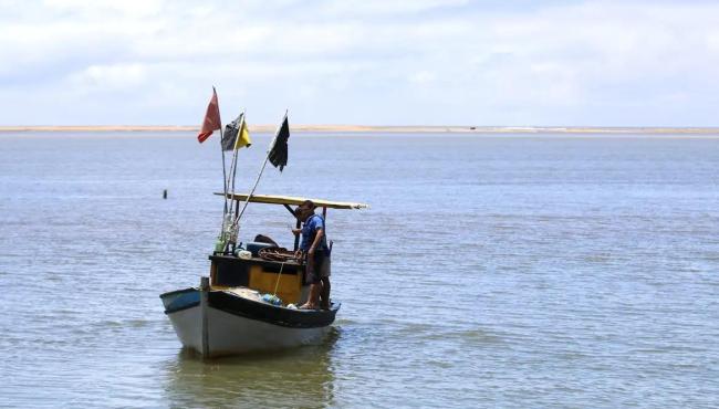 Pescadores artesanais começam a receber seguro-defeso retroativo