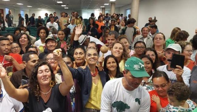 Pescadores artesanais e Marina Silva selam apoio mútuo e defendem a pesca sustentável