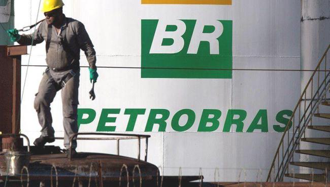 Petrobras abre concurso com 757 vagas e salário inicial é de R$ 11.716,82