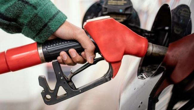 Petrobras reajusta preço do diesel em 8% e gasolina subirá 4,85%, nesta quarta-feira (12)