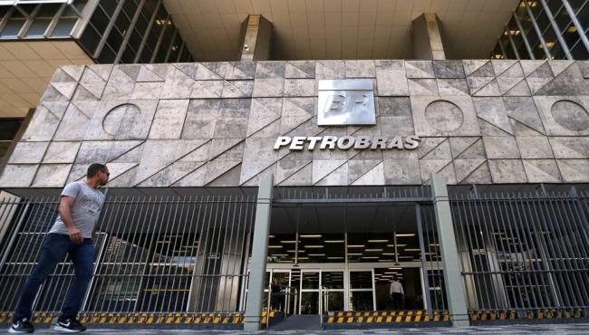 Petrobras sugere importação de combustível para suprir demanda em novembro