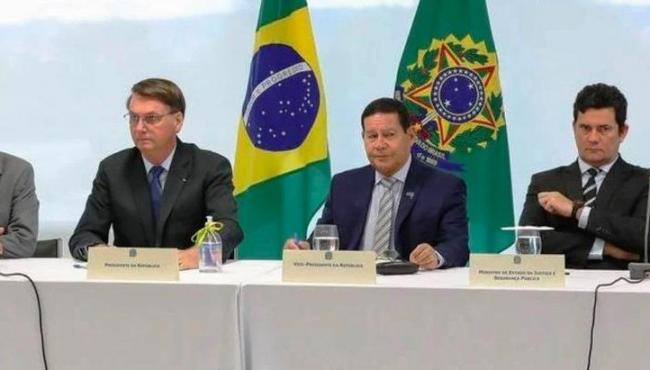 PF conclui que Bolsonaro não cometeu crime por supostas interferências