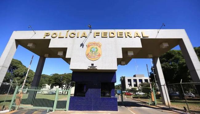 PF consulta Moraes sobre encomendas enviadas a Bolsonaro