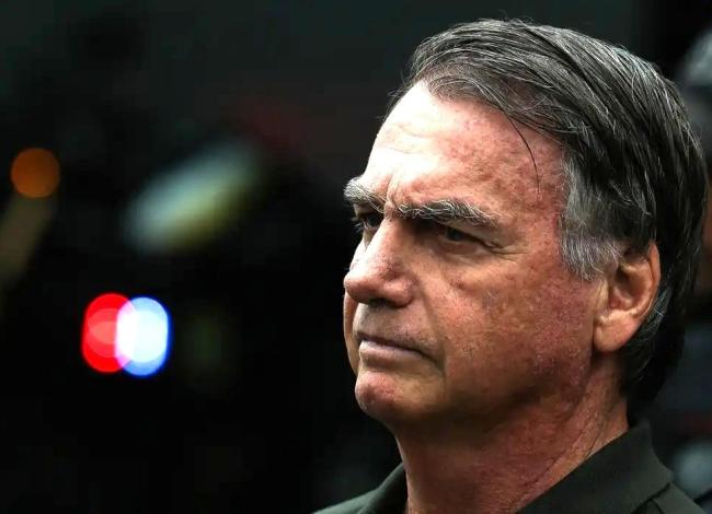 PGR dá parecer favorável à retomada de visitas de Flávio ao pai