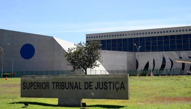 Plano de saúde tem de cobrir emergência nos casos de cirurgia estética