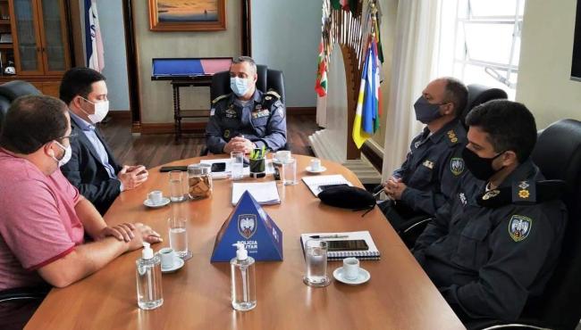 PM garante reforço no policiamento, cavalaria e operação na Grande Jacaraípe, na Serra, ES, para inibir crimes