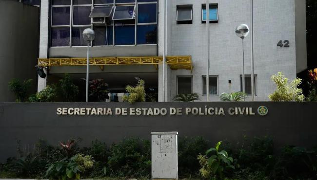 Polícia apreende bombas caseiras e diz que grupo faria atentado no Rio
