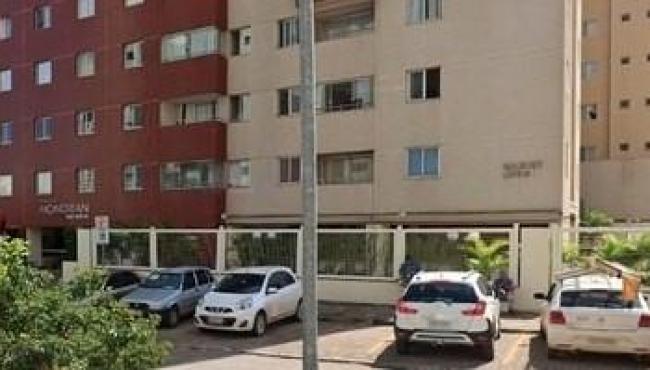 Polícia encontra mãe e filho autista mortos a tiros em apartamento