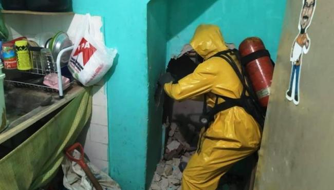 Polícia prende homem que concretou companheira na parede após matá-la