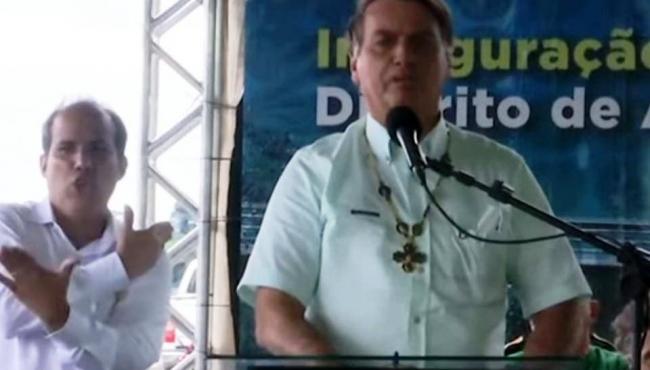 Ponte do Abunã reduzirá custo do transporte no Acre, diz Bolsonaro