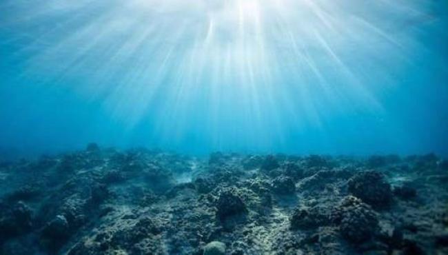 Por que a água do mar é salgada?