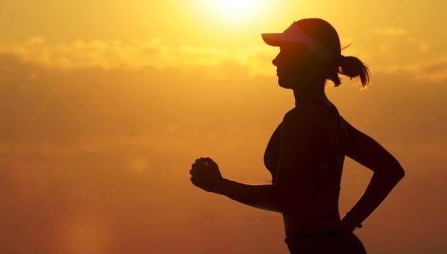 Praticar corrida pode ajudar mulheres a ter orgasmos mais intensos