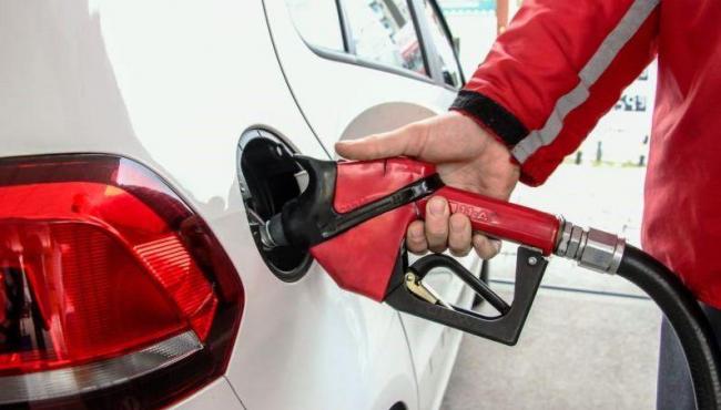 Preço da gasolina e diesel ficam mais caros nas refinarias a partir desta quarta-feira (12)