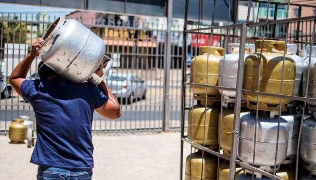 Preço do gás de cozinha vendido às distribuidoras sobe 5% nesta quinta-feira (3)