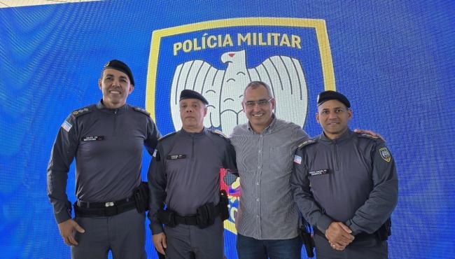 Prefeito Marcus Batista prestigia solenidade pelos 15 anos do 13º Batalhão da Polícia Militar em São Mateus, ES