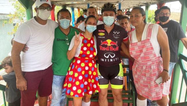 Prefeitura de Montanha, no ES, faz festa para 3 mil crianças: Secretária inova e se fantasia para animar a festa