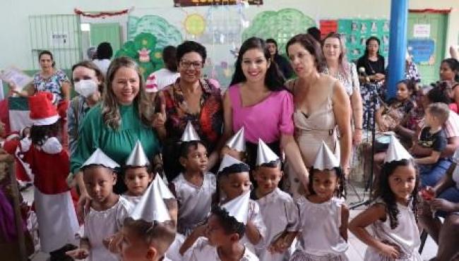 Prefeitura de São Mateus entrega mobiliários para os CEIM’s do município
