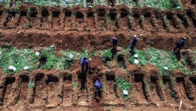 Prefeitura de São Paulo se prepara para prevenir colapso do sistema funerário