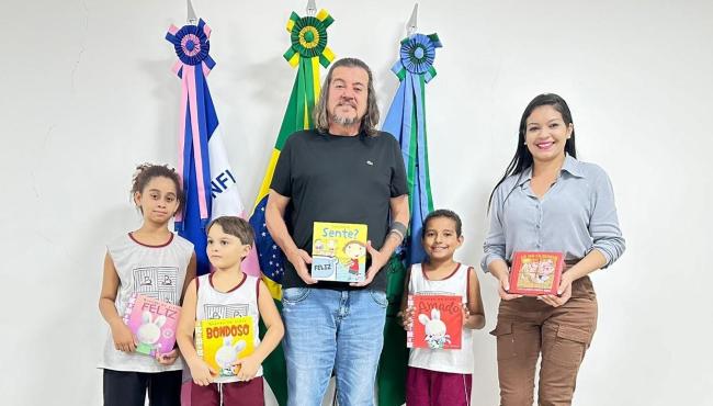 Prefeitura implementa projeto pedagógico participativo para incentivar a leitura, em São Mateus, ES