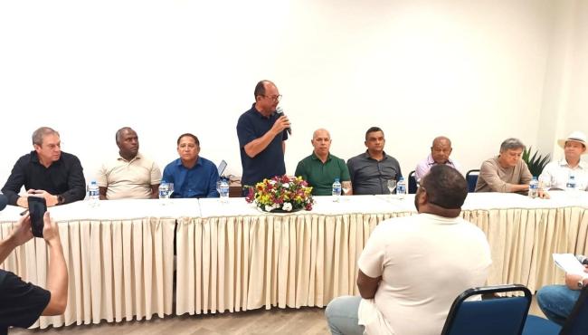 Prefeitura realiza audiência pública sobre obra de contenção da erosão e revitalização da orla da Guaxindiba, em Conceição da Barra, ES