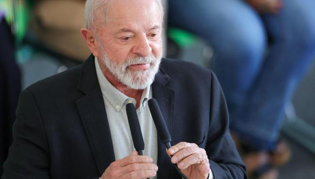 Presidente Lula assina decreto que moderniza o Programa de Alimentação do Trabalhador