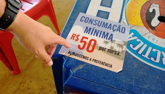 Procon-ES notifica entidades representativas de bares sobre cobrança de consumação mínima