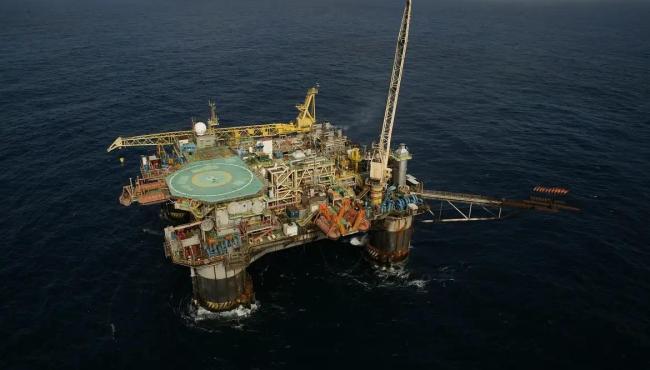 Produção de petróleo e gás no país cresce 13,3% em 2025 e bate recorde