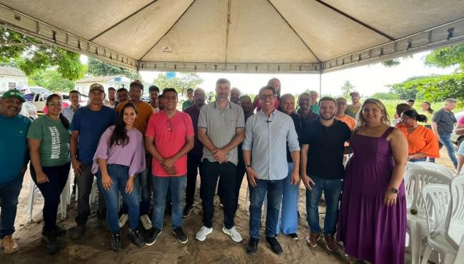 Programa Arranjos Produtivos entrega 160 toneladas de calcário em Pedro Canário, no ES