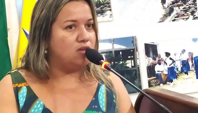 Projeto da vereadora Camila denomina ESF e Rua com nome de cidadãos de Conceição da Barra, ES