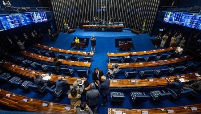Proposta de aumentar deputados enfrenta resistência no Senado