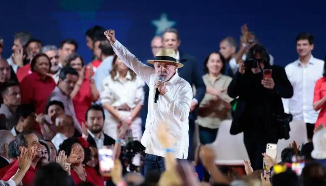 PT oficializa candidatura de Lula à Presidência da República