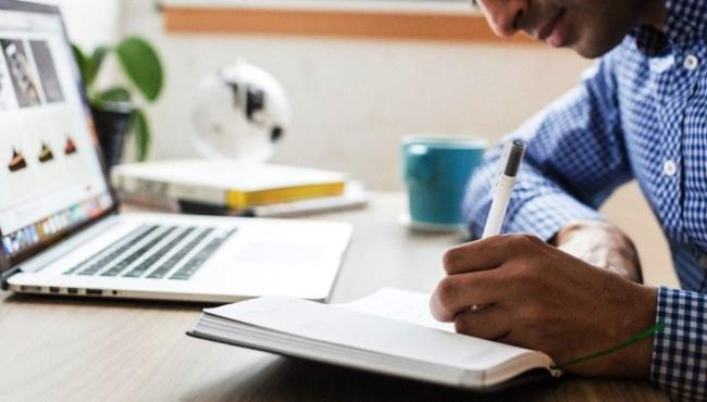 Qualificar ES abre mais 26 mil vagas em cursos on-line para moradores do Espírito Santo