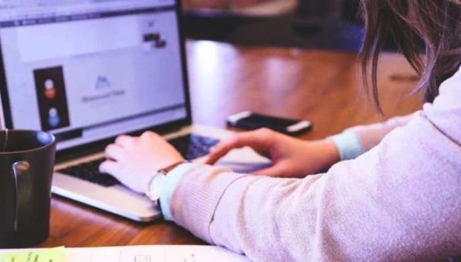 Qualificar ES oferta 10 mil vagas em cursos on-line exclusivos para mulheres