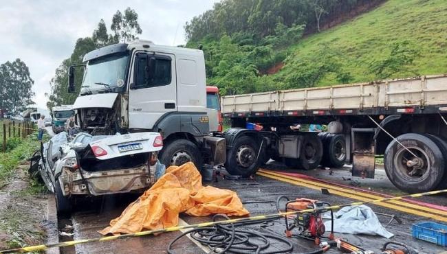 Quatro pessoas morrem em acidente na BR-259, no ES