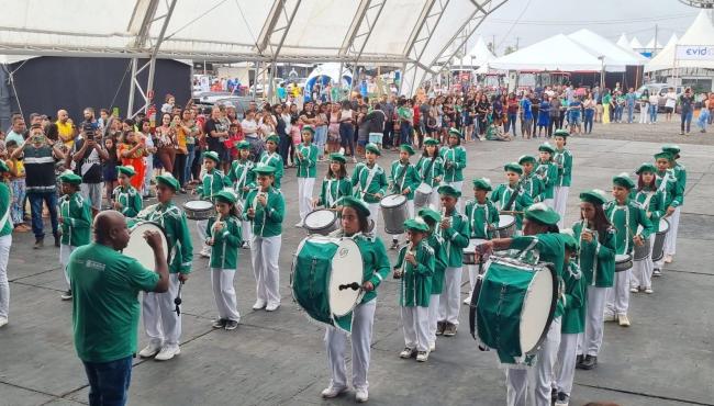 Que rufem os tambores: no dia do aniversário da cidade tem encontro de bandas escolares na ExpoSama, em São Mateus, ES