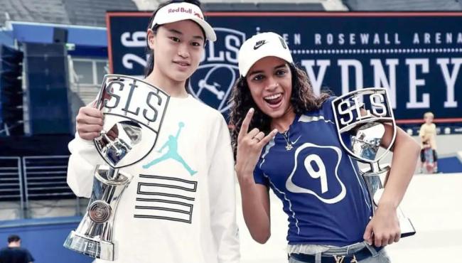 Rayssa Leal vence primeira etapa do circuito mundial de skate