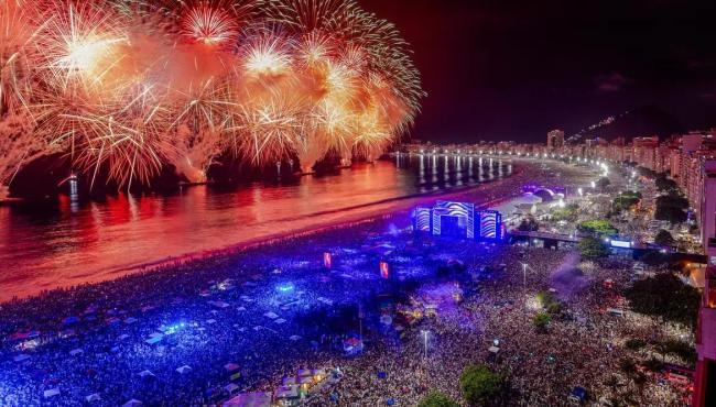 Réveillon de Copacabana terá shows de Gilberto Gil e Ney Matogrosso