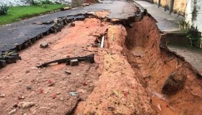 Rodovias seguem com interdições após fortes chuvas no ES; veja locais