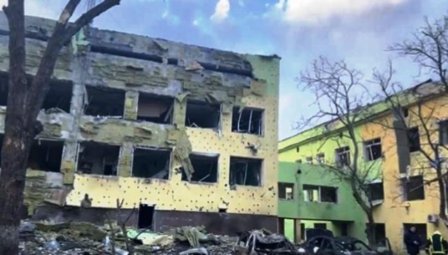 Rússia ataca maternidade e hospital infantil na cidade ucraniana de Mariupol