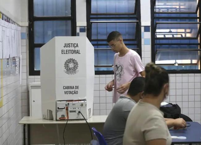 Saiba como a urna eletrônica garante a soberania do voto