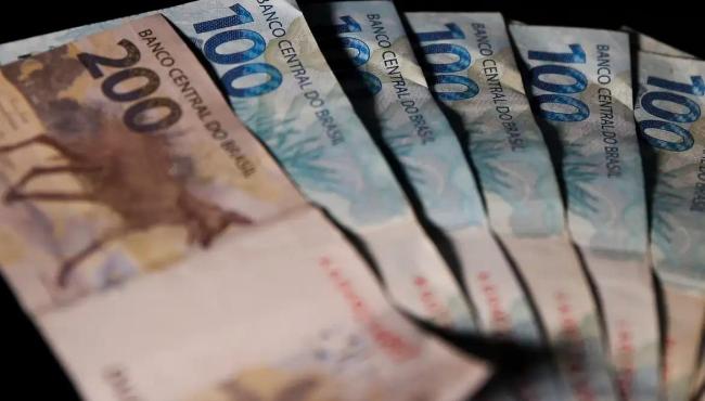 Salário mínimo passa para R$ 1.518 a partir desta semana